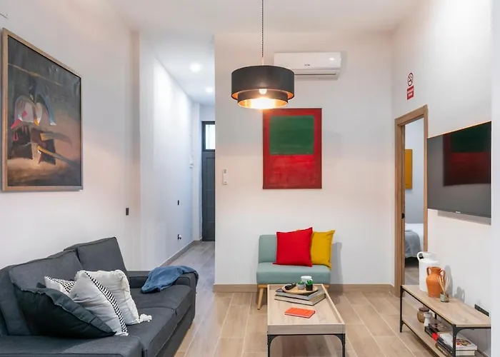 New&spacious loft area Numancia